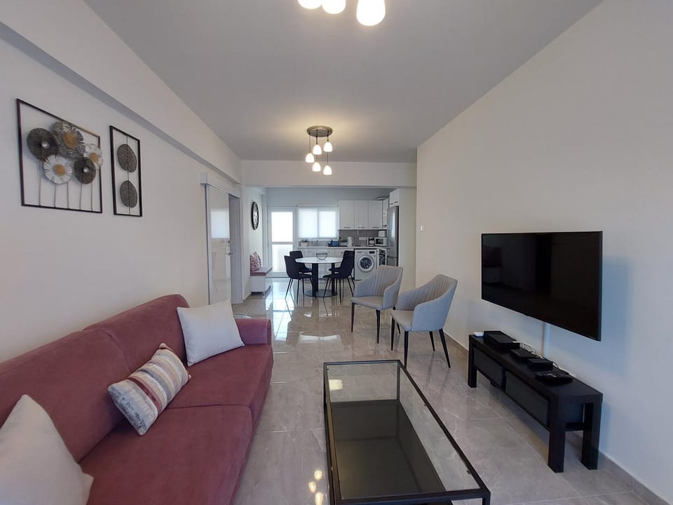 Hawaii Holiday Apartment 41 Apartment in Limassol City