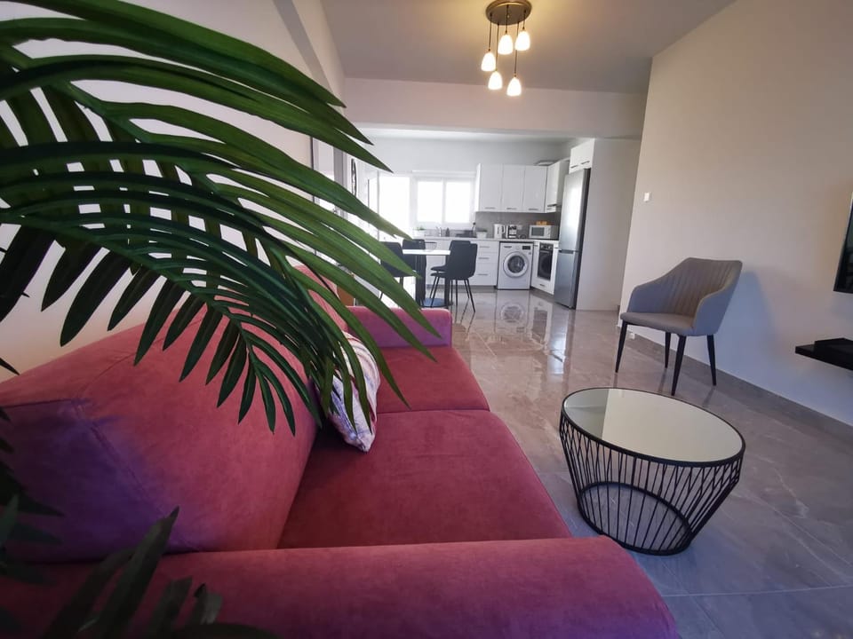 Hawaii Holiday Apartment 41 Apartment in Limassol City