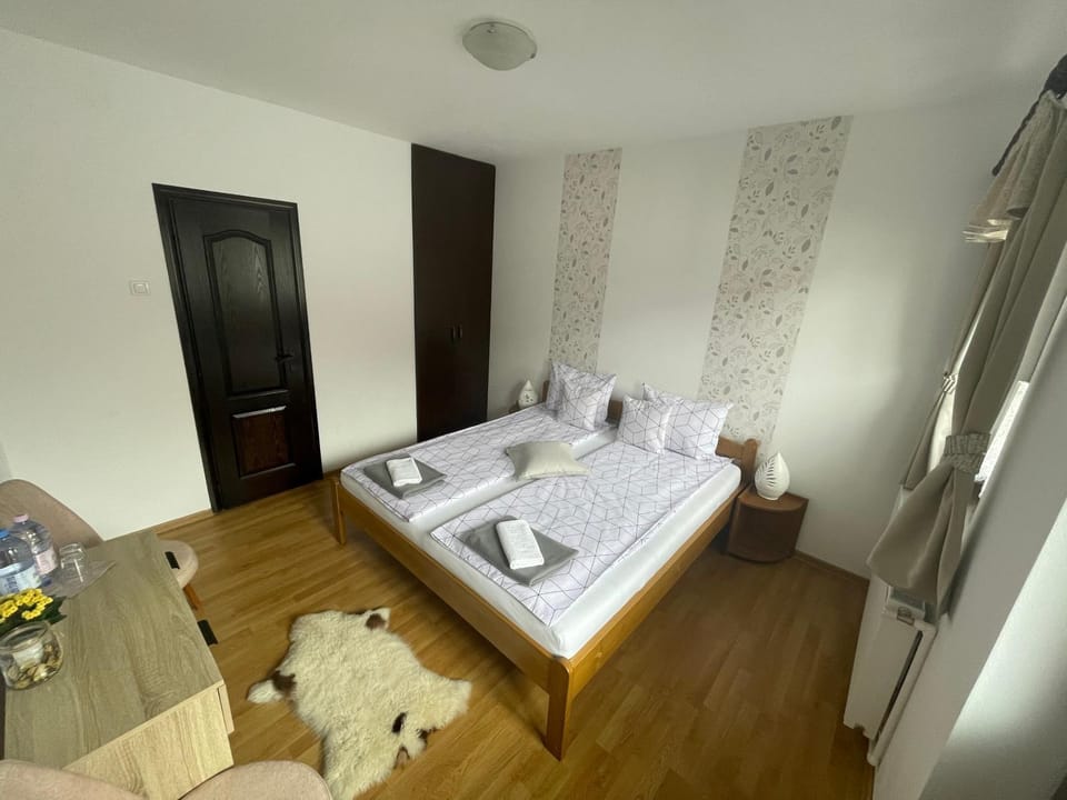 Tulipán vendégház Bed and Breakfast in Romania