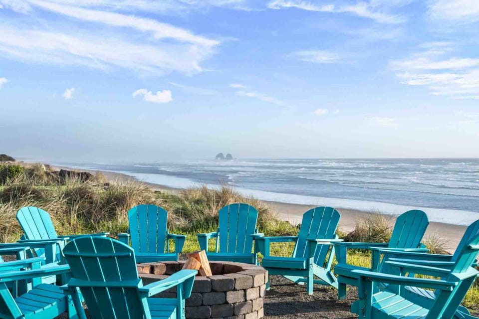 The Sandmark House in Rockaway Beach