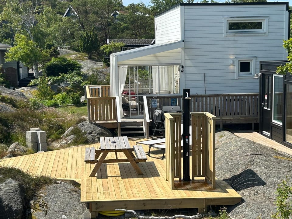 Mycket trevlig stuga på Brännö med havsutsikt House in Gothenburg