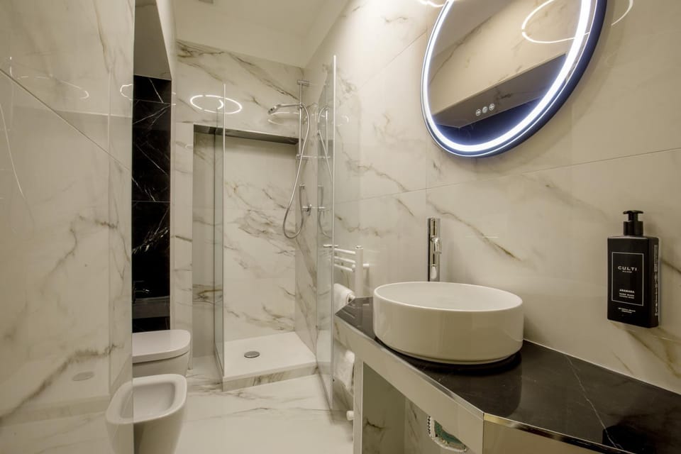 Shower, Bathroom, bidet
