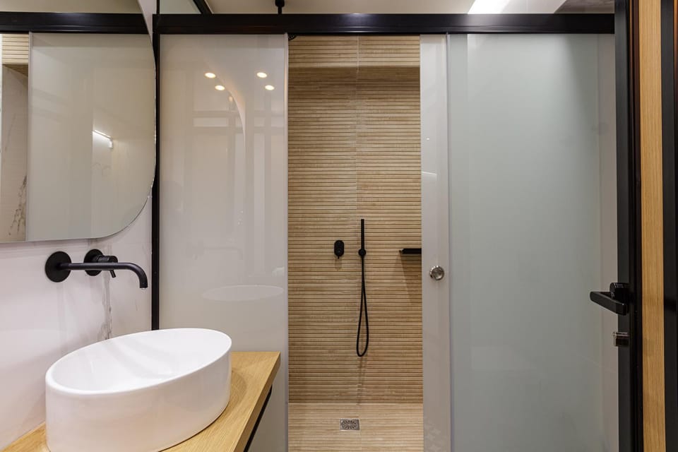Shower, Bathroom