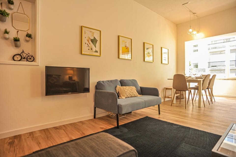 Communal lounge/ TV room, Lounge or bar, Seating area