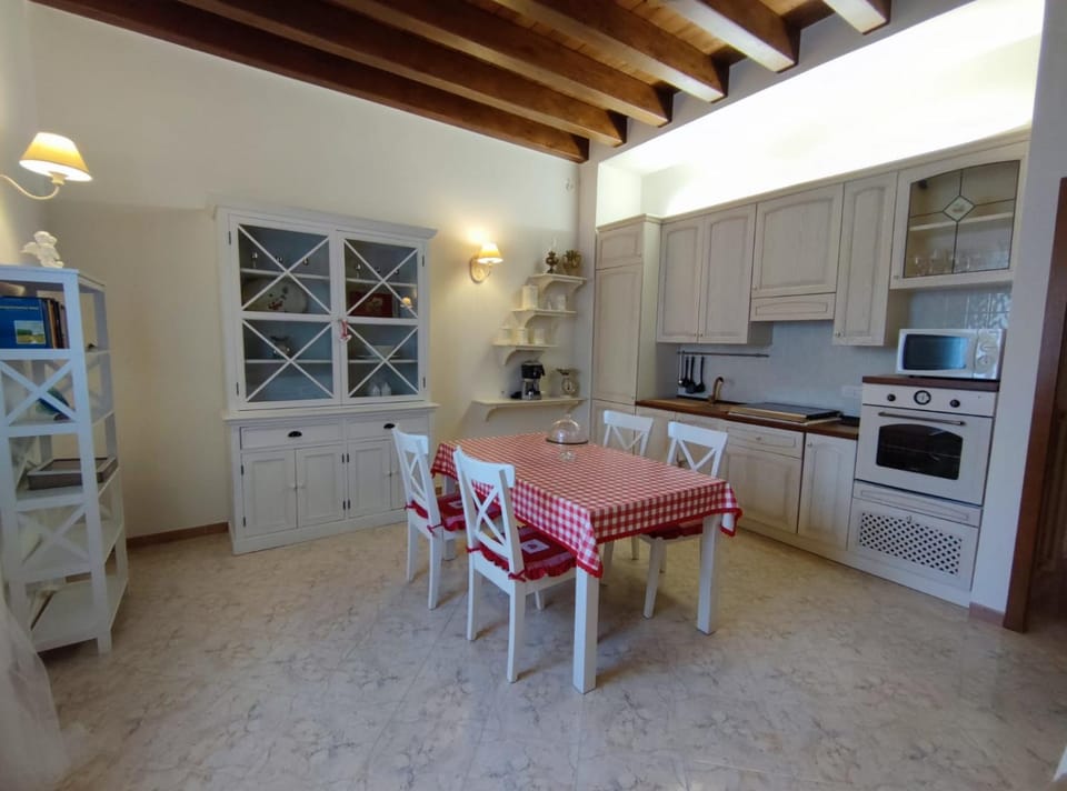 LA CASA SUL CORSO House in Apulia