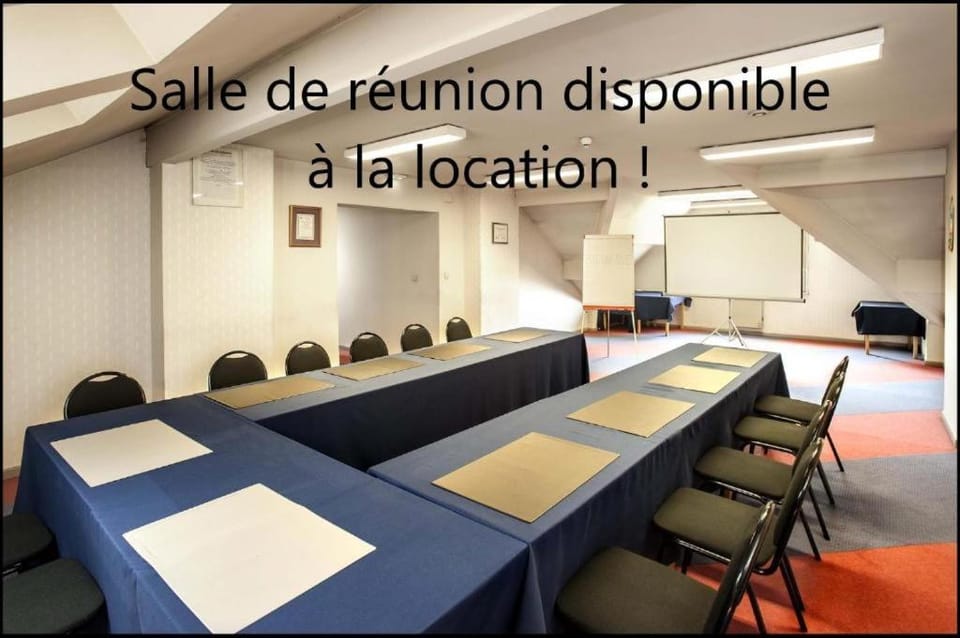 Meeting/conference room