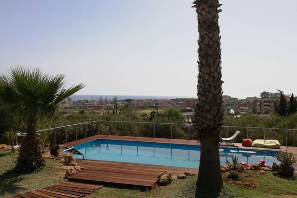 Day, Natural landscape, Garden, Garden view, Pool view, Swimming pool, sunbed