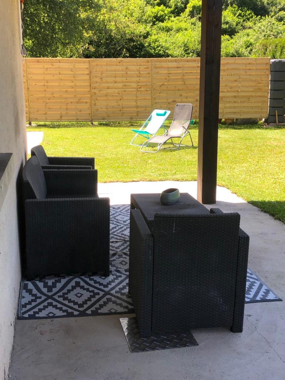 Patio, Living room
