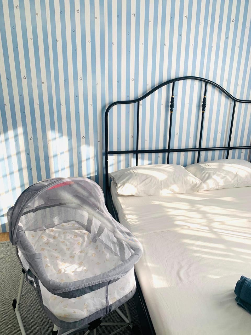 Bed, Bedroom, cot