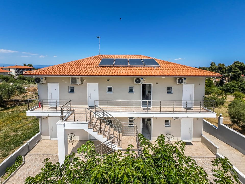 Property building, View (from property/room), Balcony/Terrace