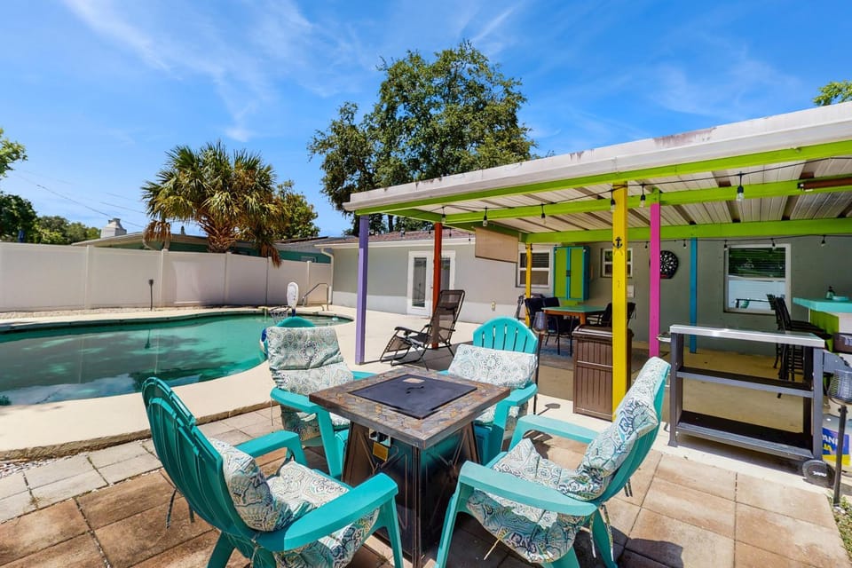 Pinellas Park Cottage House in Pinellas Park