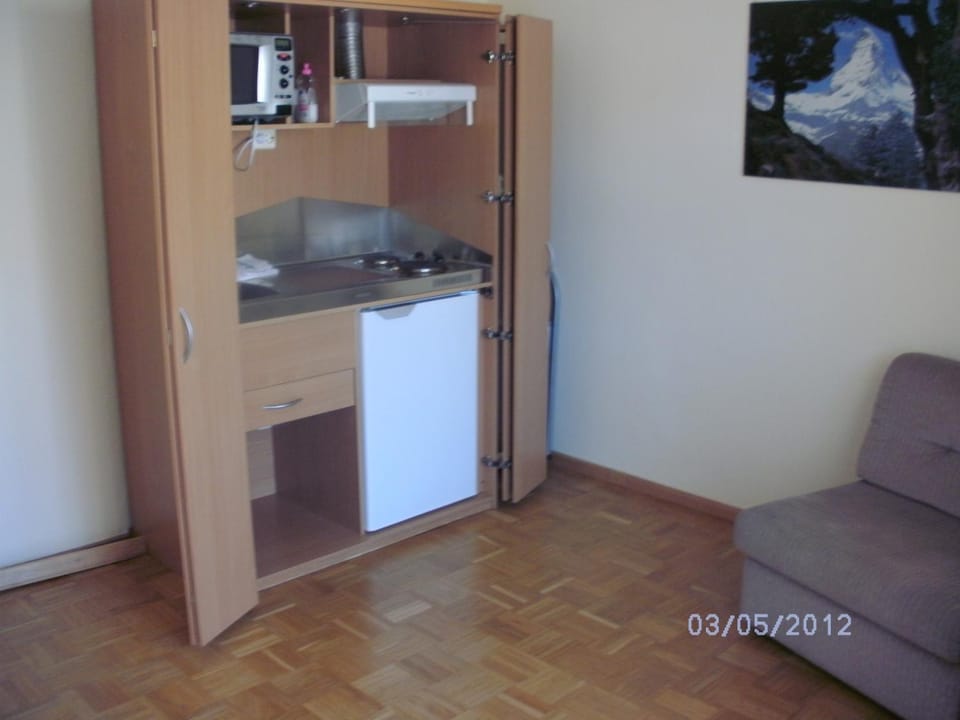 Kitchen or kitchenette, Seating area