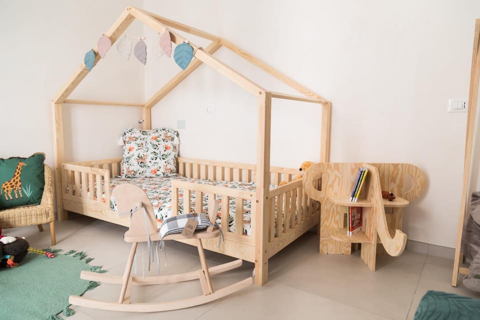 Bed, children
