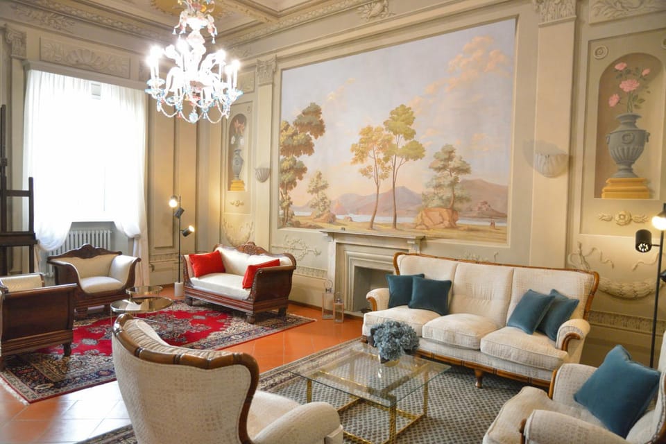 Living room, Seating area