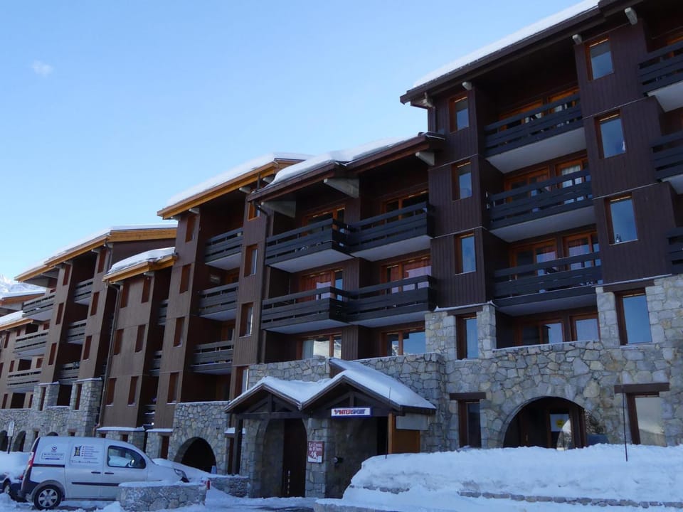 Idéalement situé: 4 pers., skis aux pieds, proche commerces - FR-1-182-230 Apartment in Les Allues