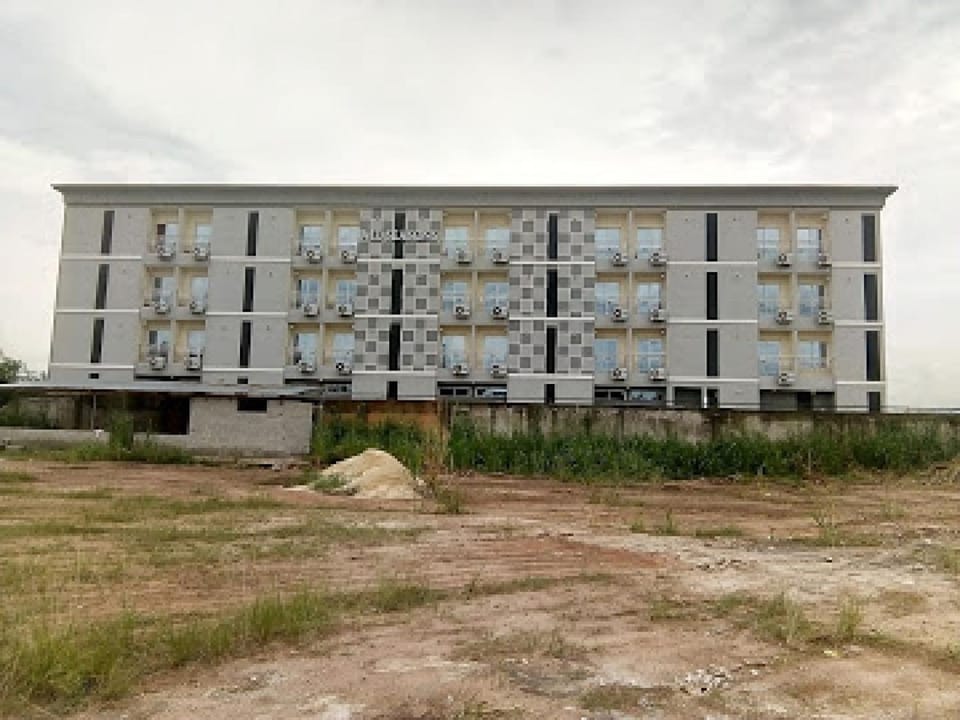 All Seasons Hotel - Business Suite Apartment in Nigeria