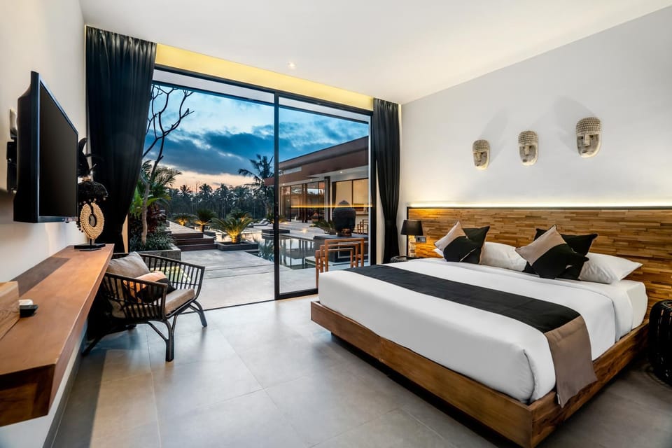 Bed, TV and multimedia, Photo of the whole room, Bedroom, air conditioner
