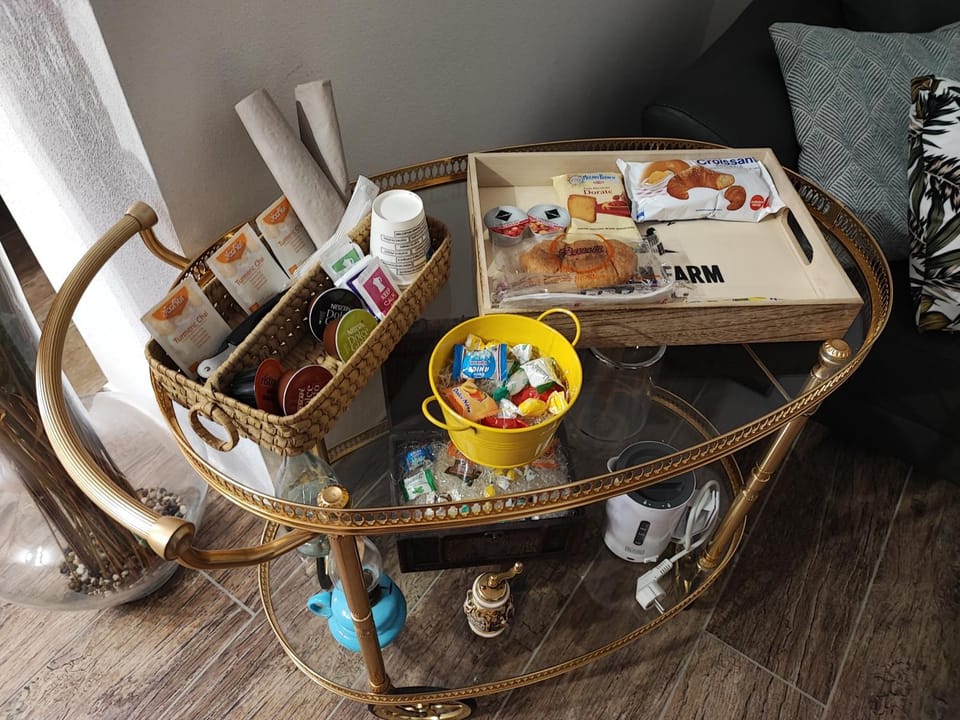 Coffee/tea facilities