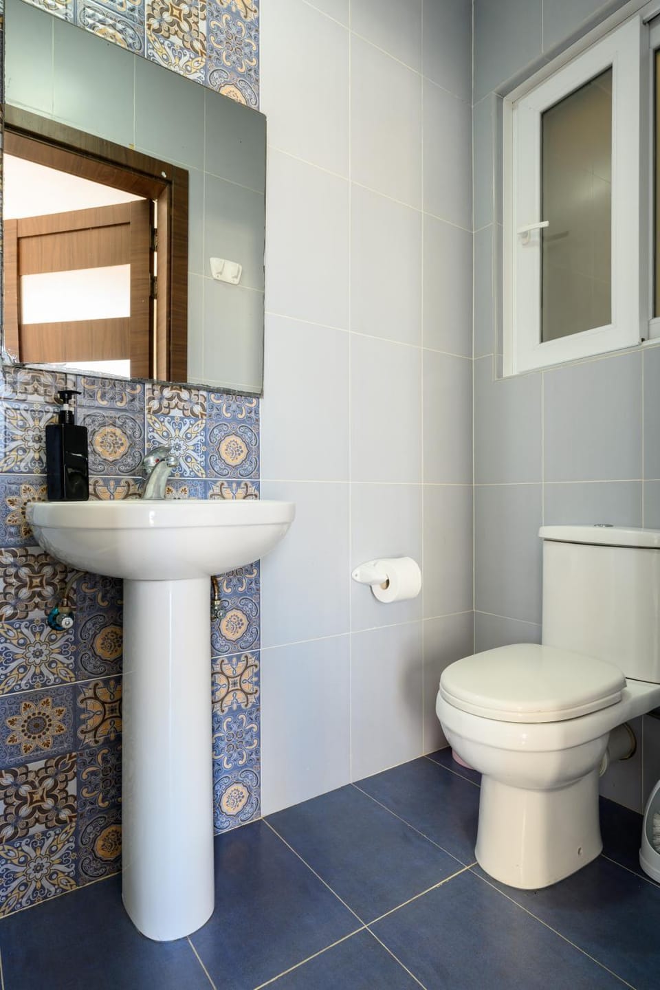 Toilet, Bathroom, bidet