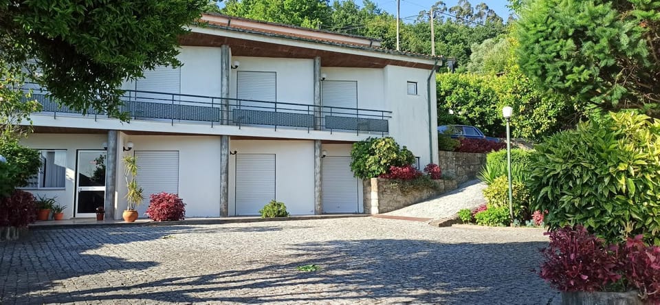 Property building, Facade/entrance, Garden
