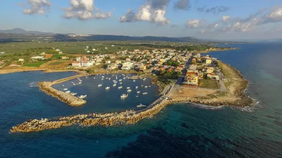Harmony House Marathopoli 1 Apartment in Messenia