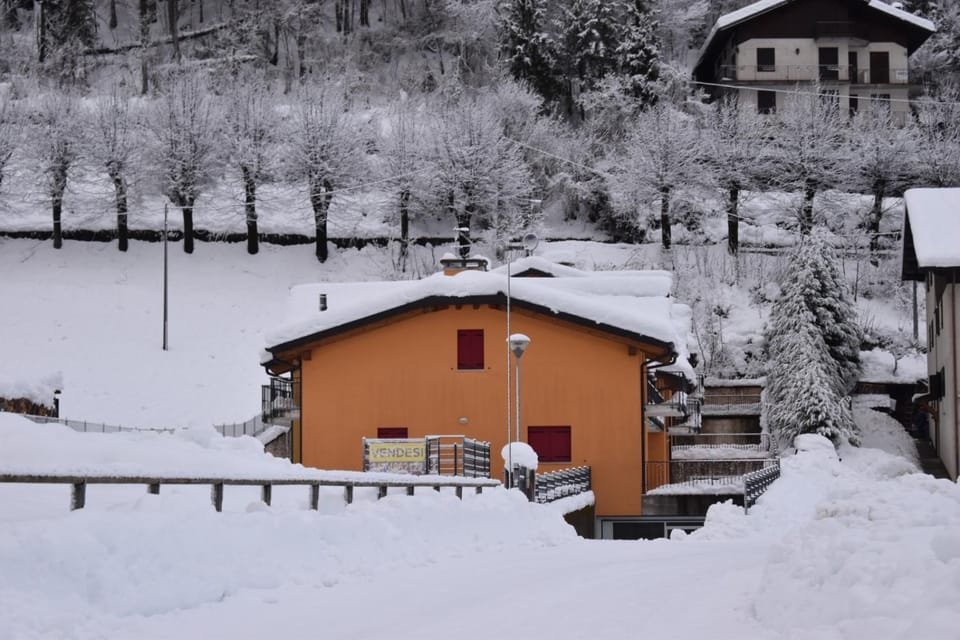 Property building, Winter