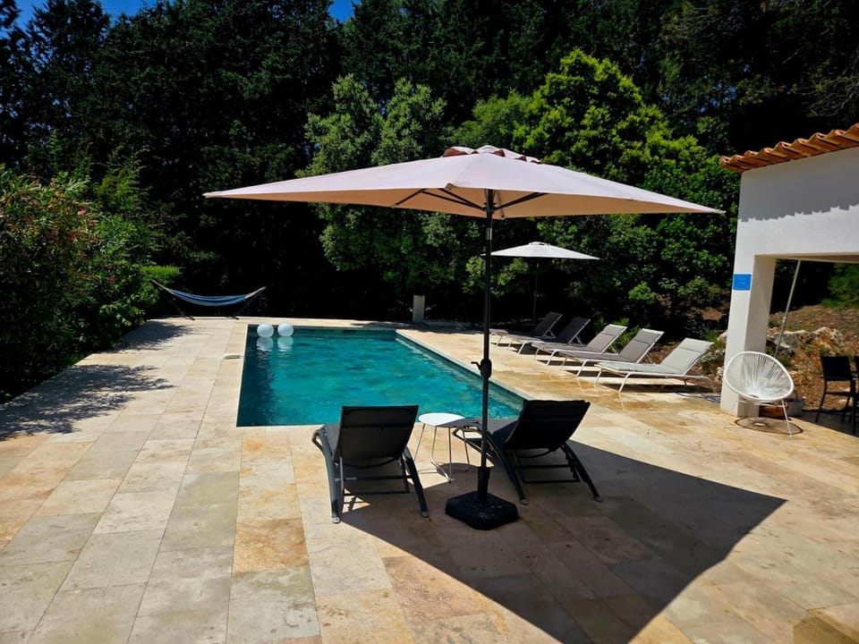 La Bastide Blanche Magnifique villa 5 étoiles 5 chambres et piscine privée sur 6500 m VAR Villa in Lorgues