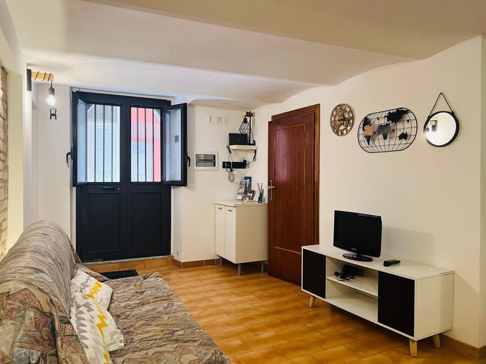 Vico gli Scalzi - Tourist Accommodation Apartment in Gaeta