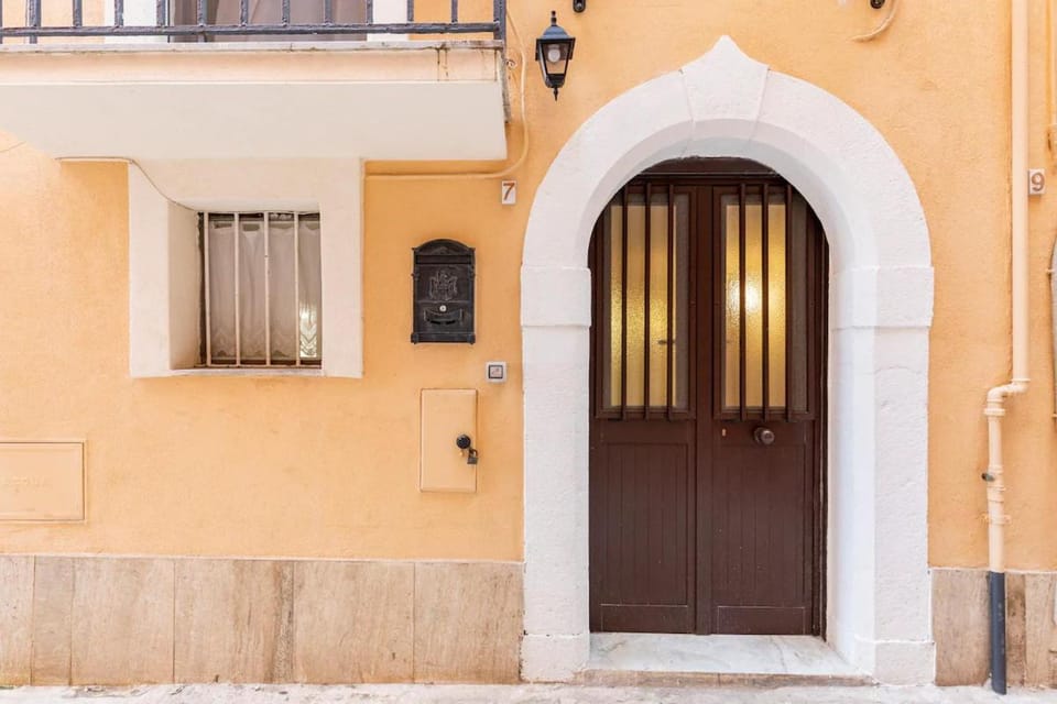 Vico gli Scalzi - Tourist Accommodation Apartment in Gaeta