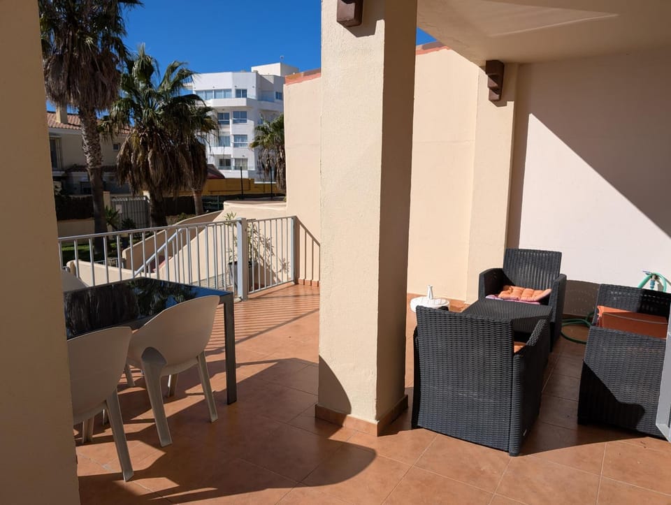 Livingtarifa La Rosa Blanca Apartment in Tarifa