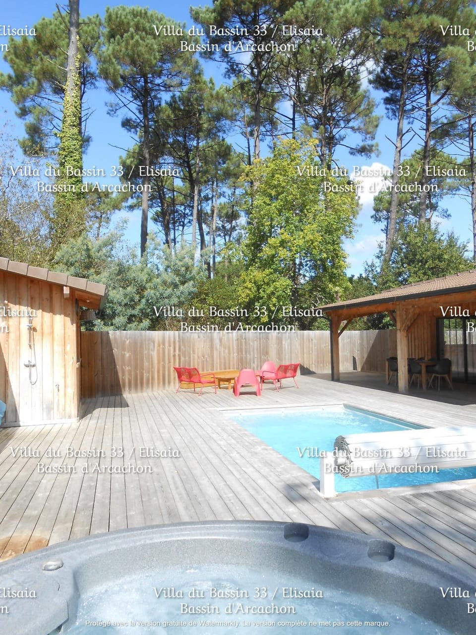 Pool view, Swimming pool