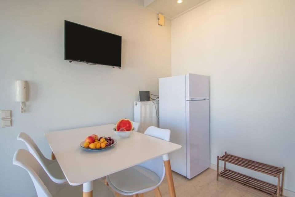 TV and multimedia, Dining area