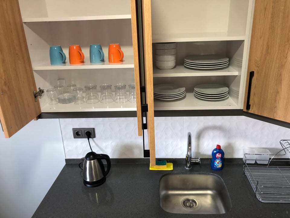 Coffee/tea facilities, Kitchen or kitchenette