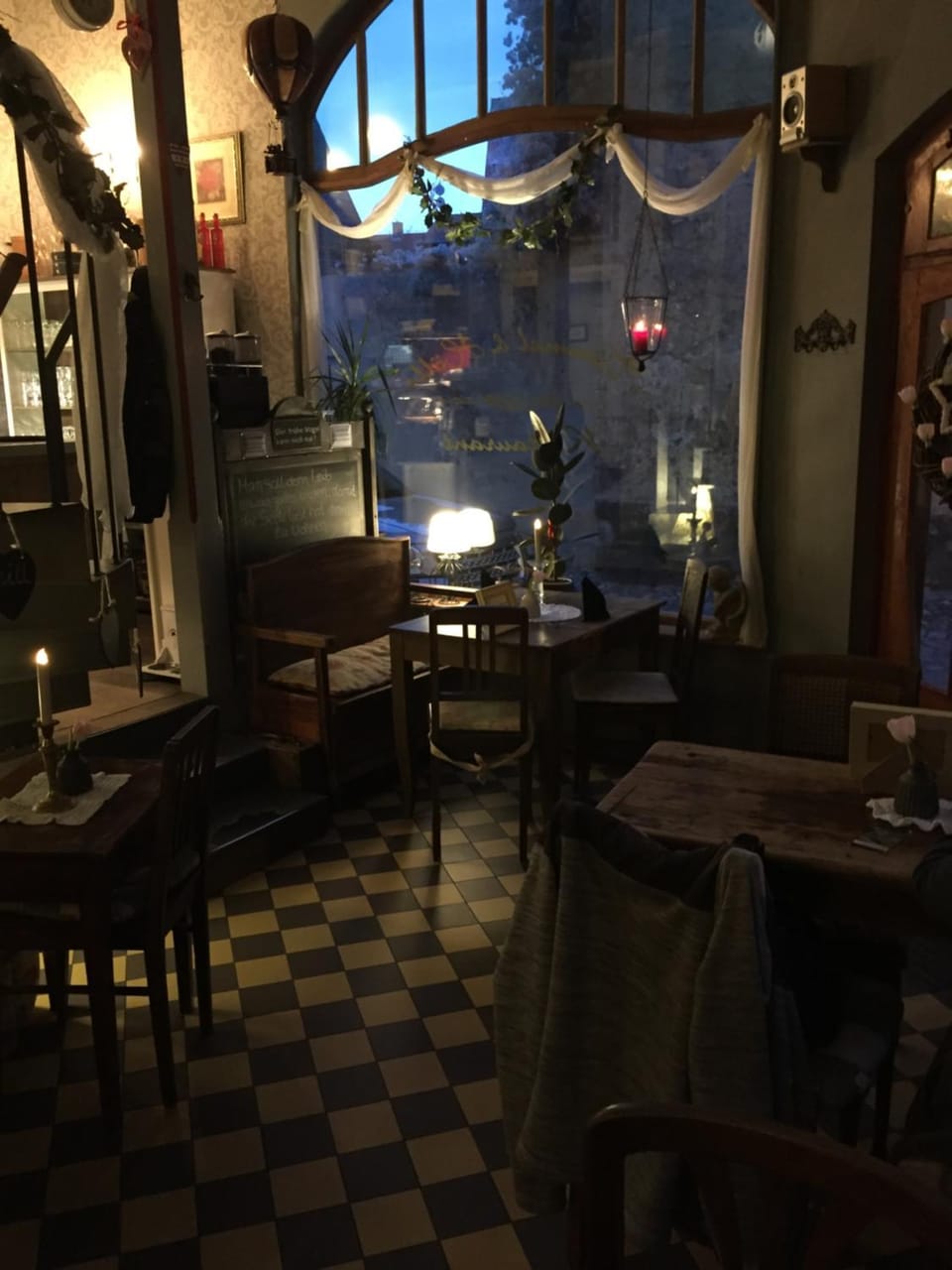 Restaurant/places to eat