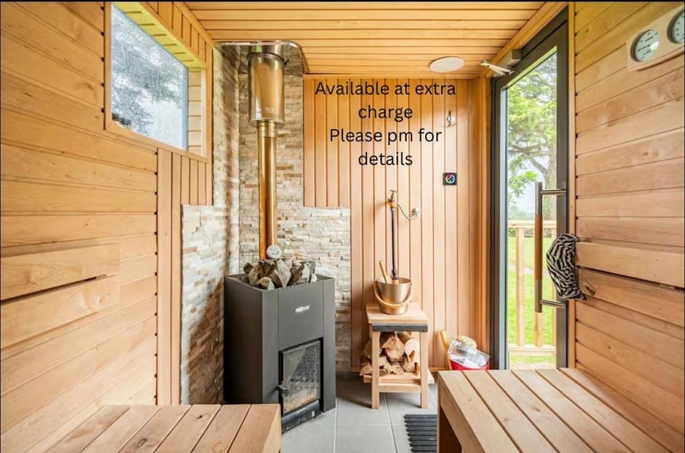 Cosy First Floor Loft Apartment Apartment in County Donegal
