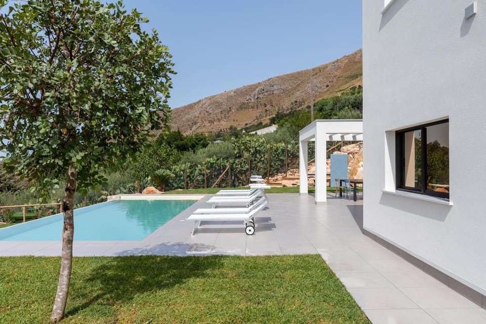Mountain view, Swimming pool
