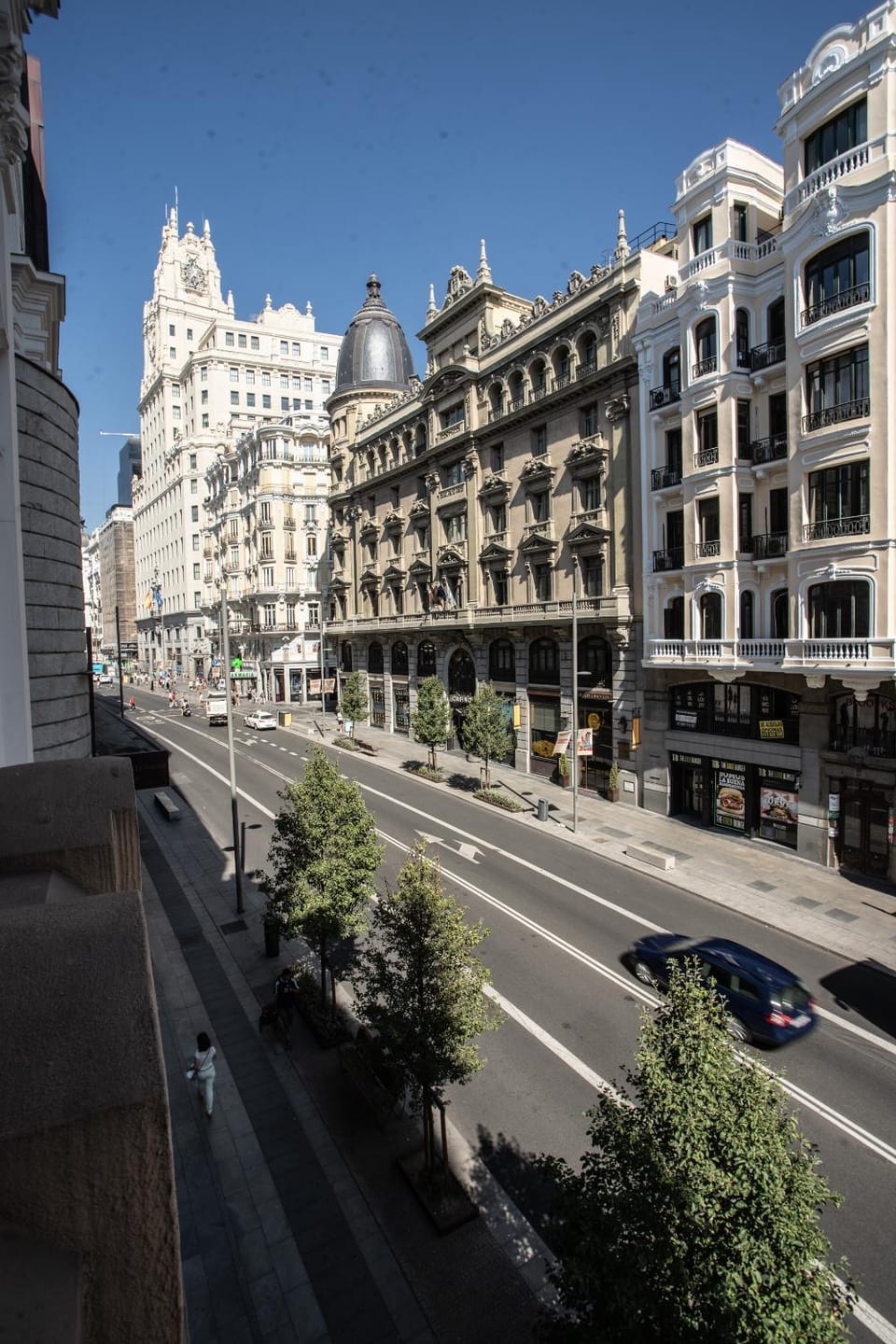 View (from property/room), City view, Landmark view, Street view