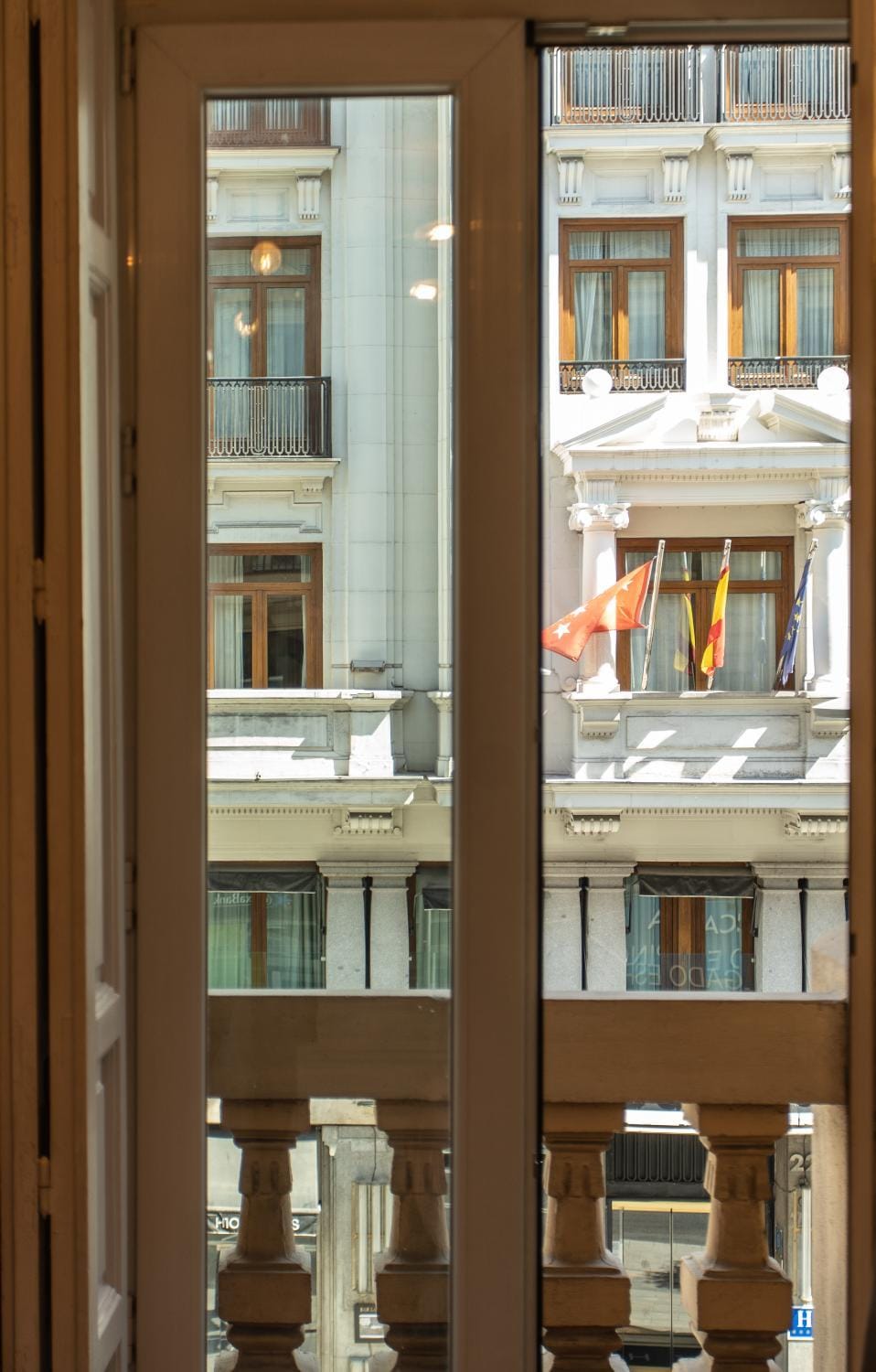 Balcony/Terrace, City view, Street view