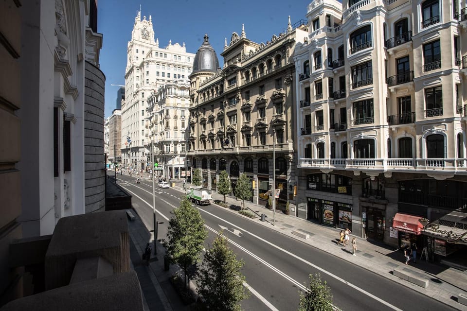 City view, Landmark view, Street view