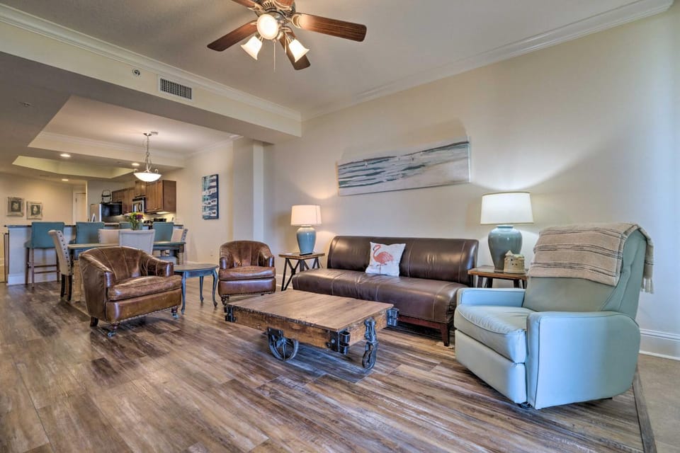 Dauphin Island Condo w/ Pool, Balcony & Ocean View House in Dauphin Island
