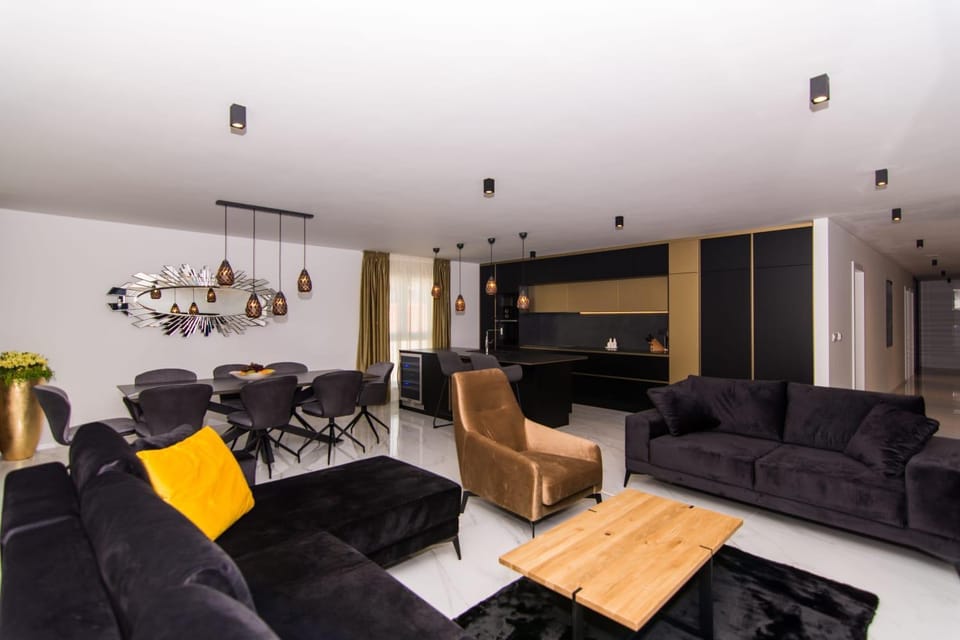 Living room, Seating area, Dining area