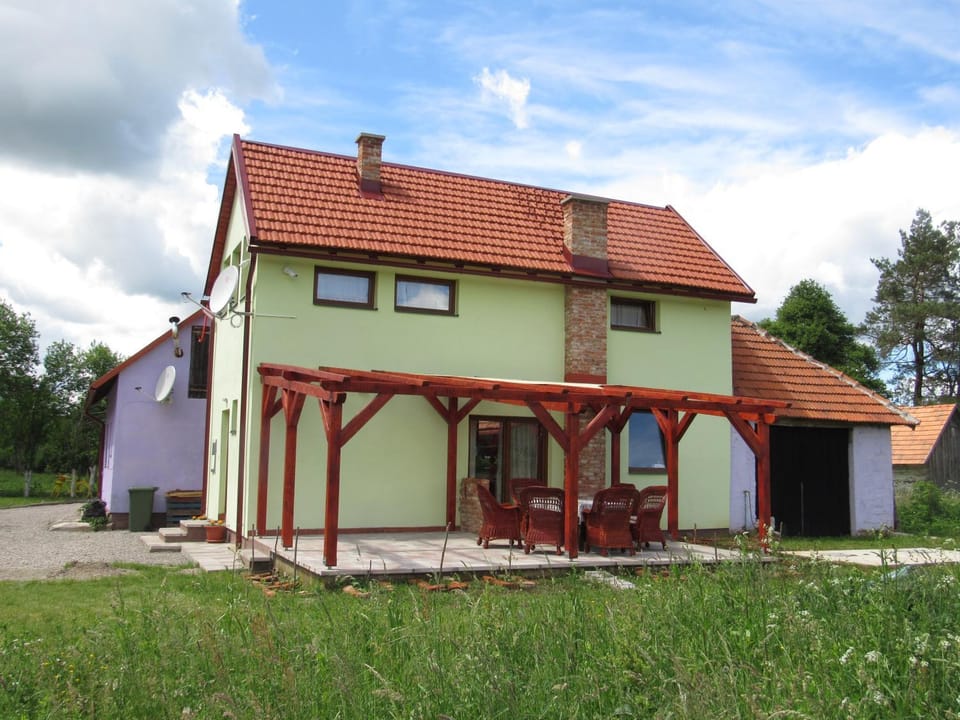 Propolis house House in Lika-Senj County