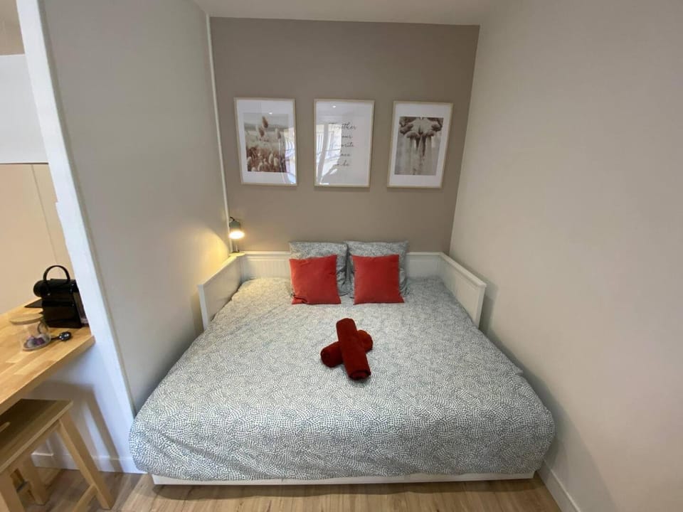 Bed