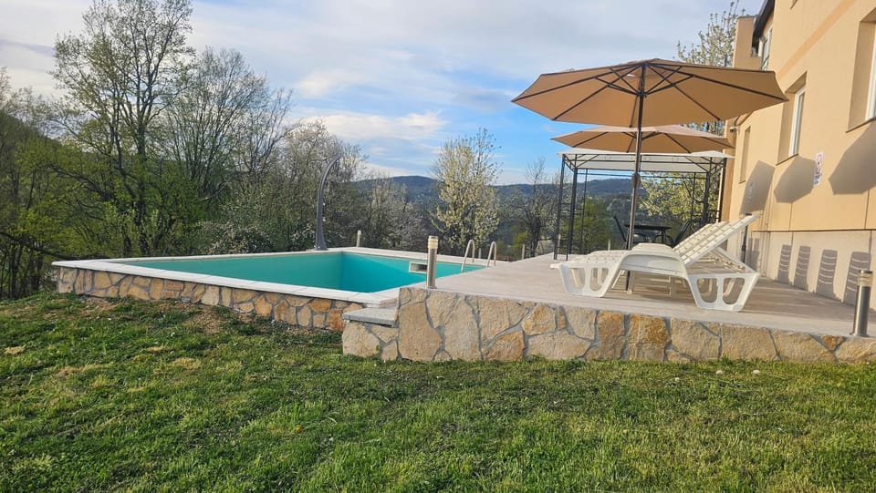 Villa Green Oasis Jakuzzi&Swimming Pool Villa in Bosnia and Herzegovina