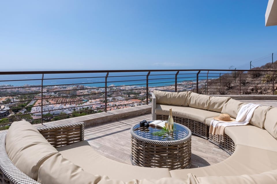 Balcony/Terrace, Seating area, Sea view