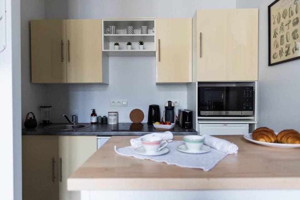 L'inattendu/Studio équipé et confortable Apartment in Pays de la Loire