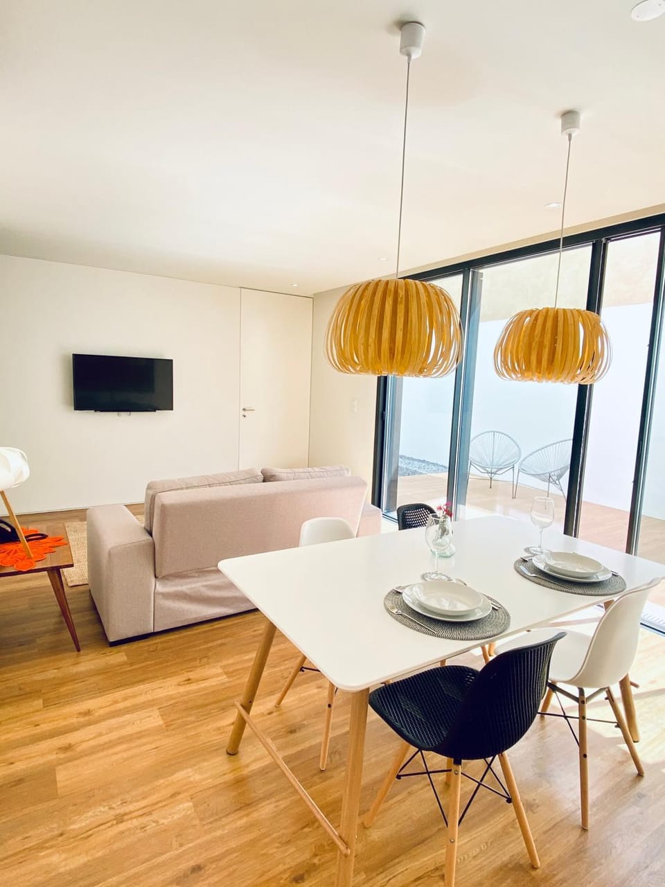 Living room, Dining area