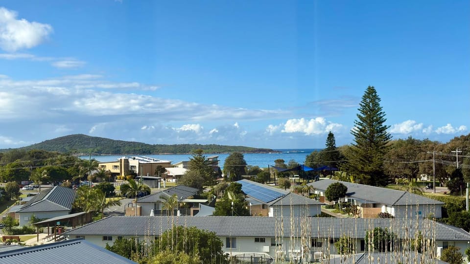 Ocean View Oasis at Fingal Bay House in Fingal Bay