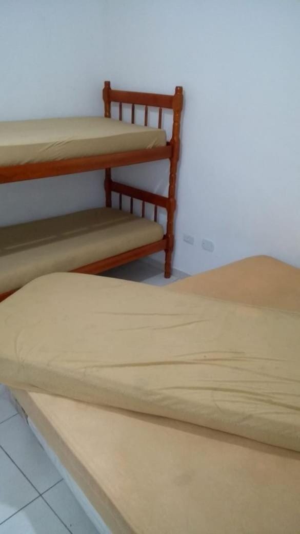 Apartamento a 50 metros da praia Apartment in Ubatuba