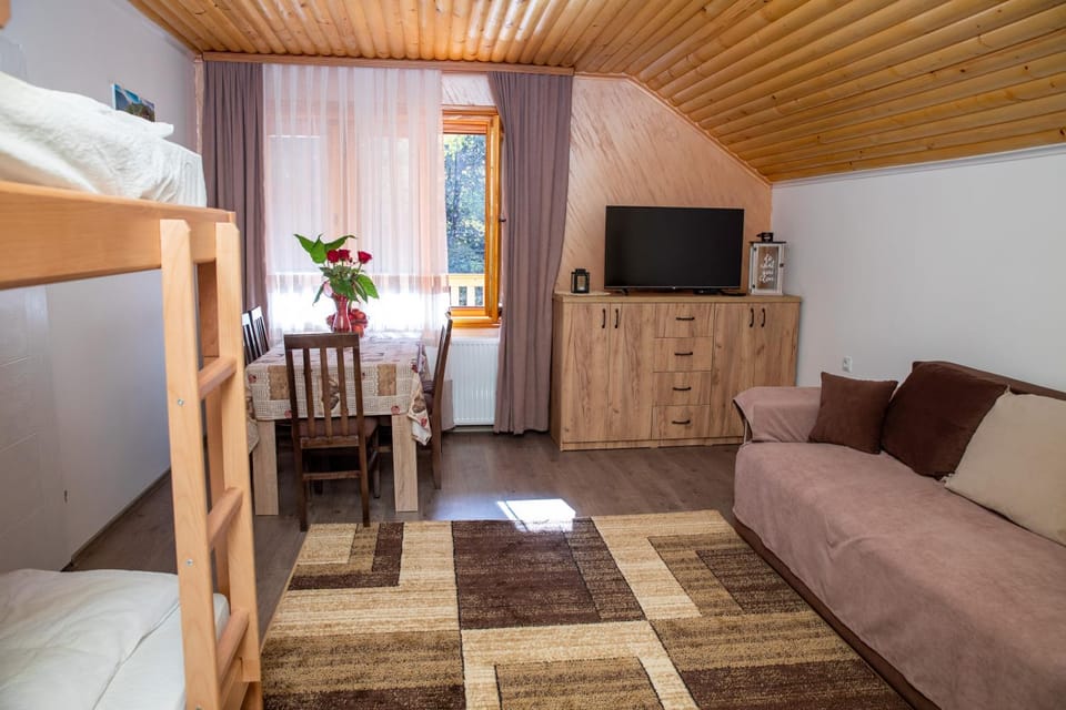 Kuca Stojanovica Topli Do Apartment in Serbia